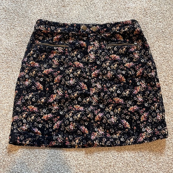 MOSSIMO floral corduroy skirt - Picture 2 of 5